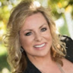 Meet your Posher, Romy